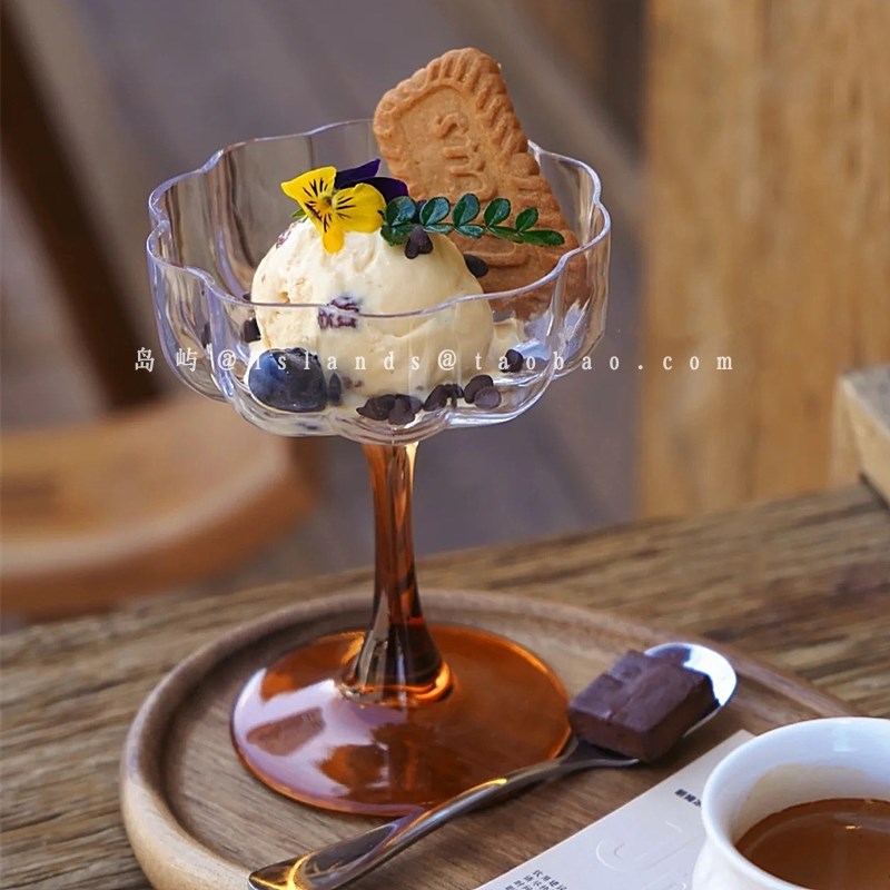 法式花瓣高脚杯小众高颜值起泡香槟杯红酒杯玻璃雪糕杯甜品杯子