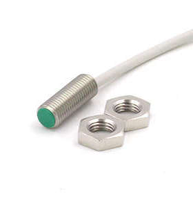 现货Baumer堡盟 IFRM 08P1713/PL电感接近开关IFFM 06P15A3/O1L