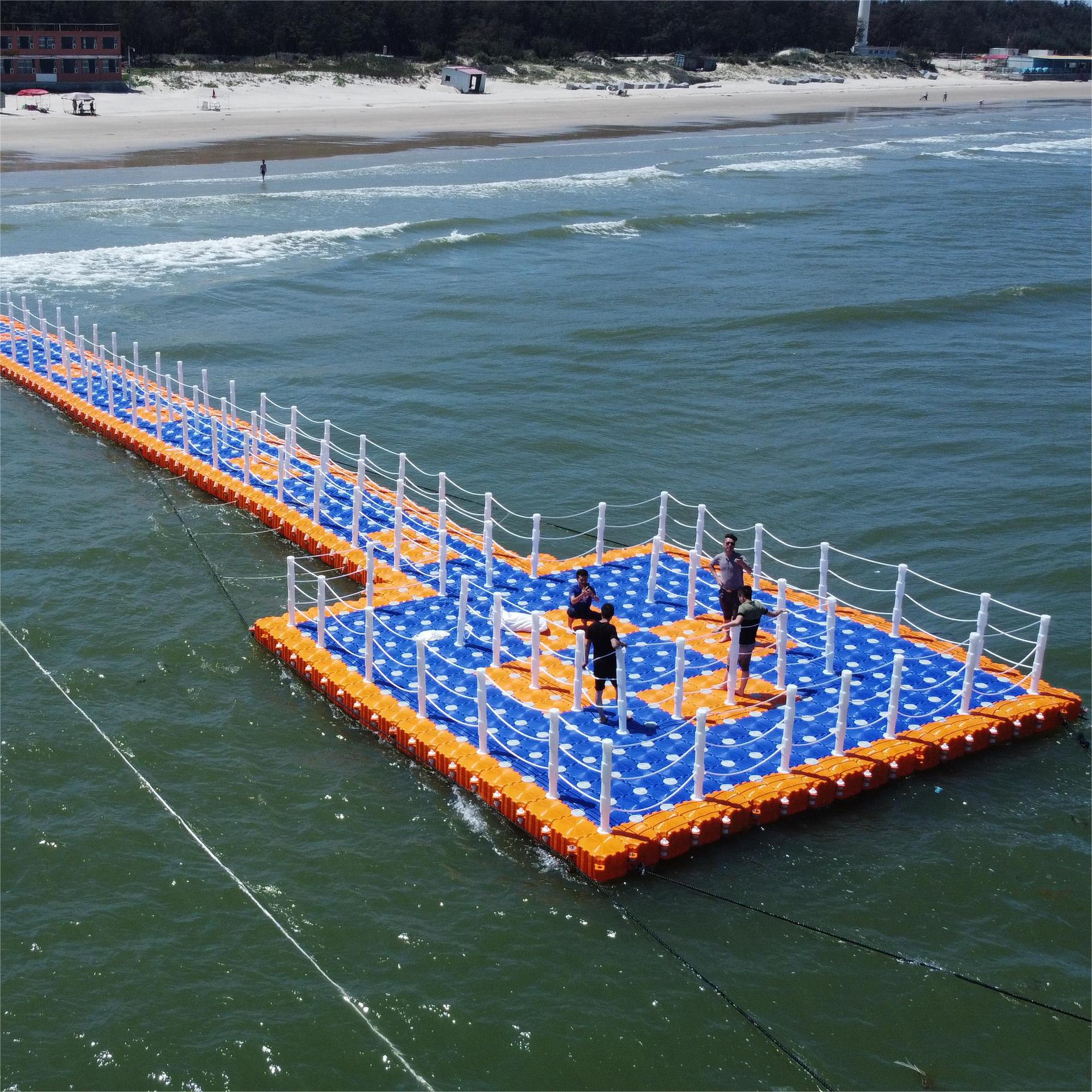 全新水上浮筒平台塑料吹塑浮桶休闲垂钓平台戏水游泳平台水上栈道