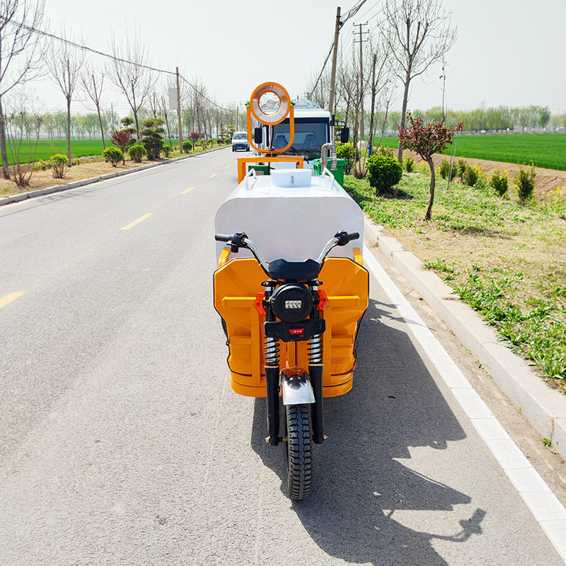 路面绿化雾炮喷洒车 电动三轮小型洒水车 1.5立方除尘车
