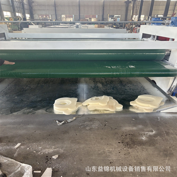 海绵硅胶枕双面浸胶烘干一体机