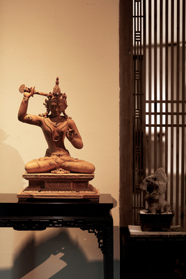 藏式文殊菩萨摆件家用佛堂铜像坐像藏传神像禅意复古客厅供奉佛像