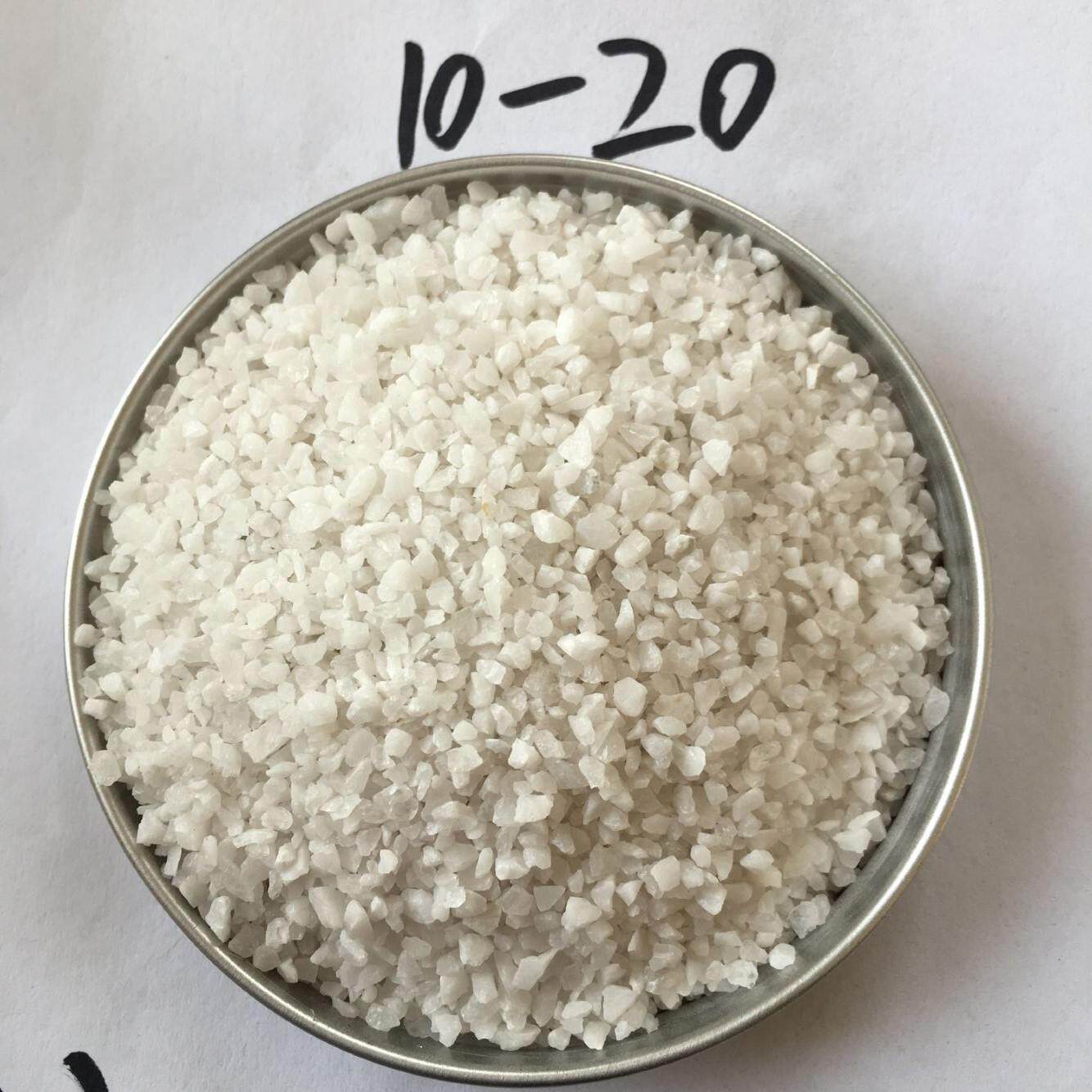 草坪沙人造球场填充石英砂登峰过滤专用石英沙耐磨硬度高