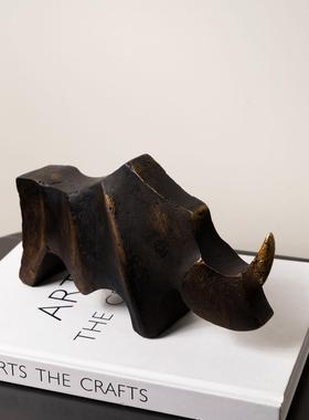 新中式侘寂风仿古抽象金角犀牛摆件别墅办公室书柜家居装饰工艺品