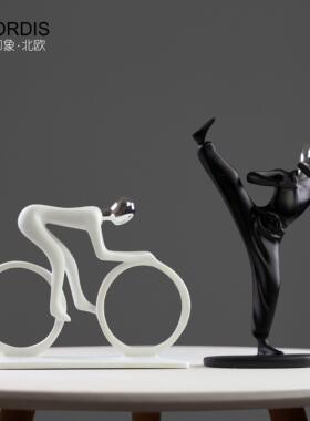 斯堪的纳维亚现代极简主义运动特色装饰品客厅书房窗户创意装饰树