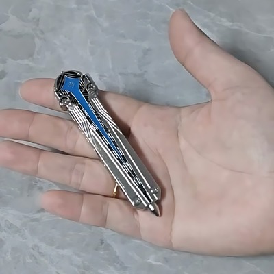 北极星三角洲弹簧蝴蝶刀模型