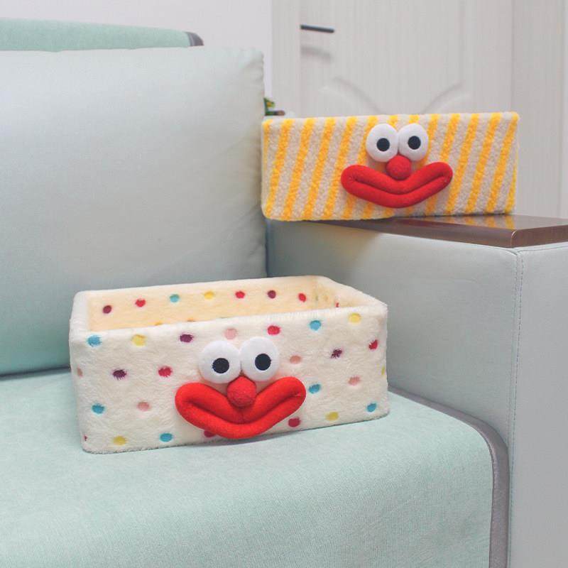 桌面收纳盒羊羔绒立体小丑电视柜零食杂物篮卧室整理化妆品储物筐