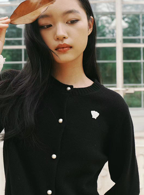 GRAFFETTA明星同款原创设计羊毛开衫秋季纯羊毛贝壳针织衫毛衣