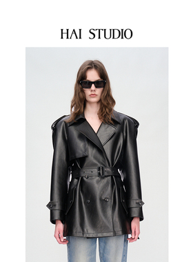 HAI STUDIO2025秋冬新品 女士黑色环保皮宽肩夹克 廓形肩风衣外套