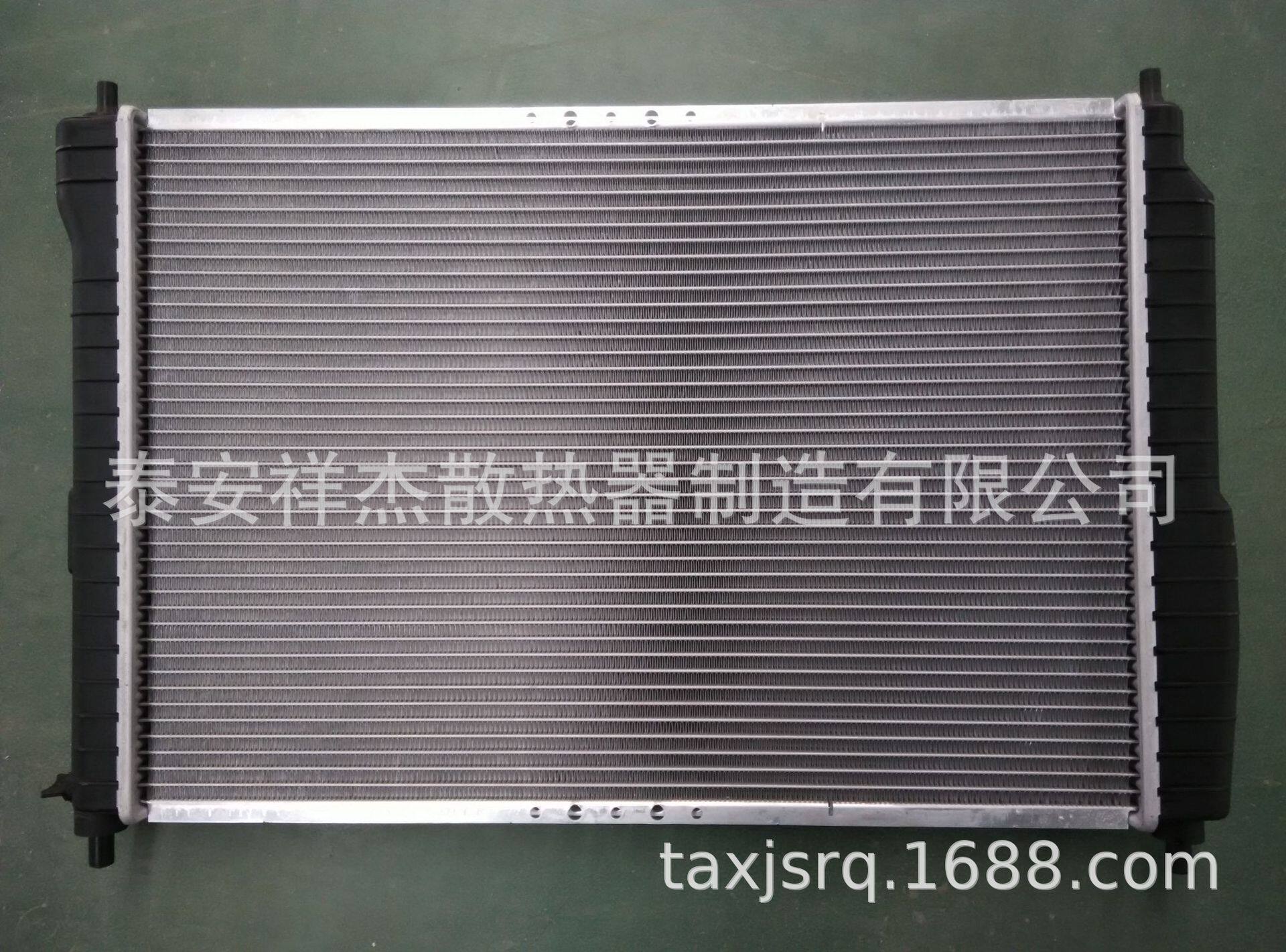 汽车散热器水箱适用于别克凯越乐风GL8新君威科鲁兹英朗BUICK