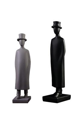 轻奢北欧简约创意人物摆件样板房美式软装饰品工艺客厅设计师摆设