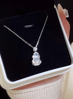 钱万千白玉髓葫芦吊坠纯银项链女