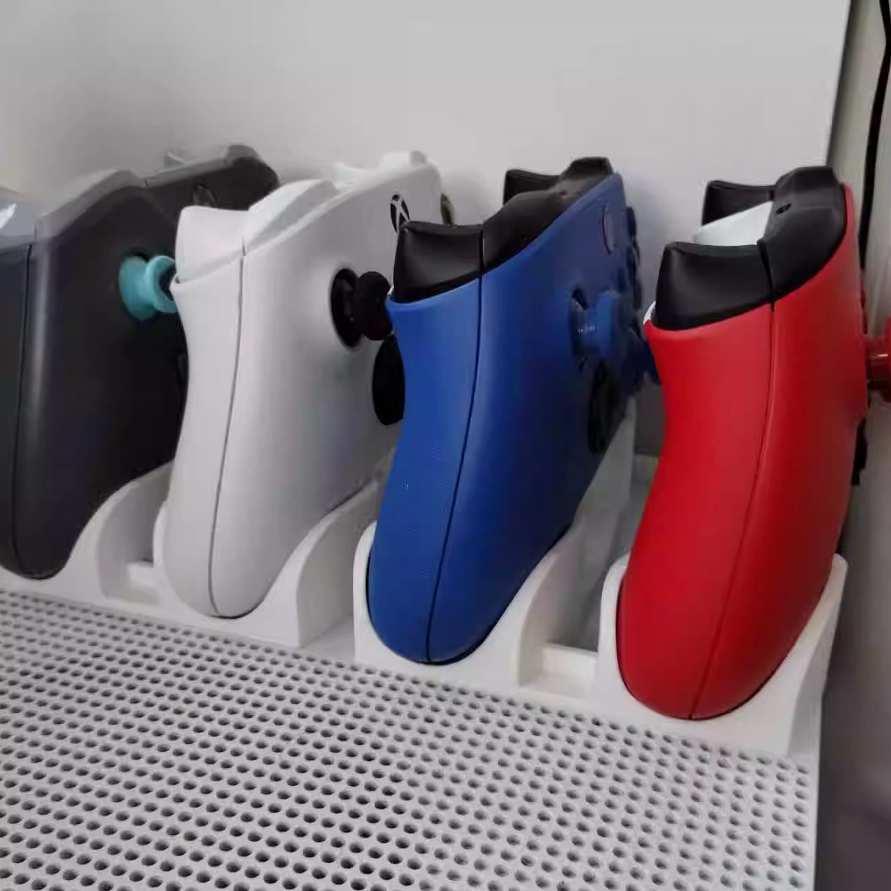 Xbox通用手柄支架收纳置物架桌面游戏底座展示打印电竞房装饰支架