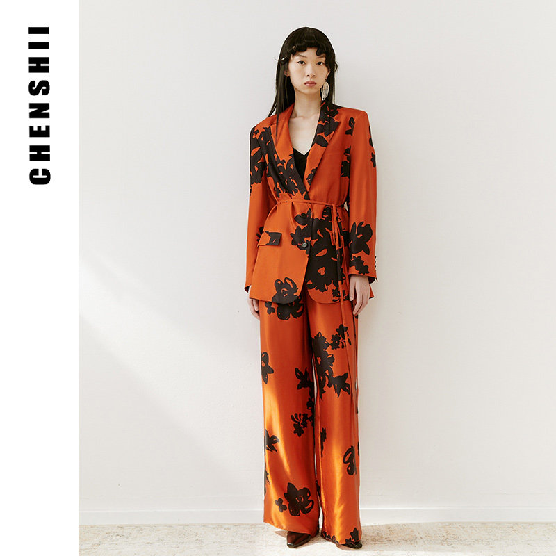 CHENSHII官方正品2026秋季新款真丝印花休闲西装外套女款上衣短款