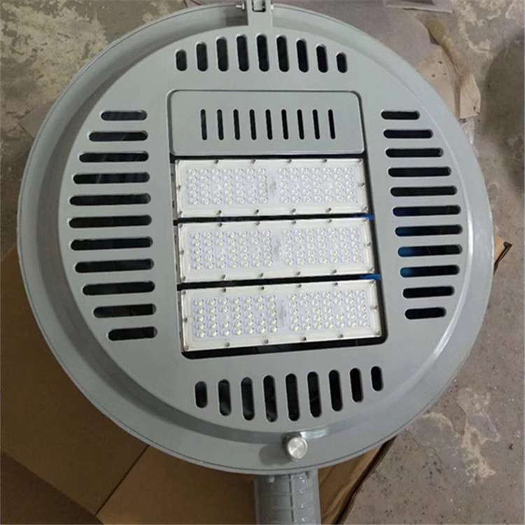 推出自带散热器LED路灯  平板路灯外壳 LED200W圆形路灯外壳