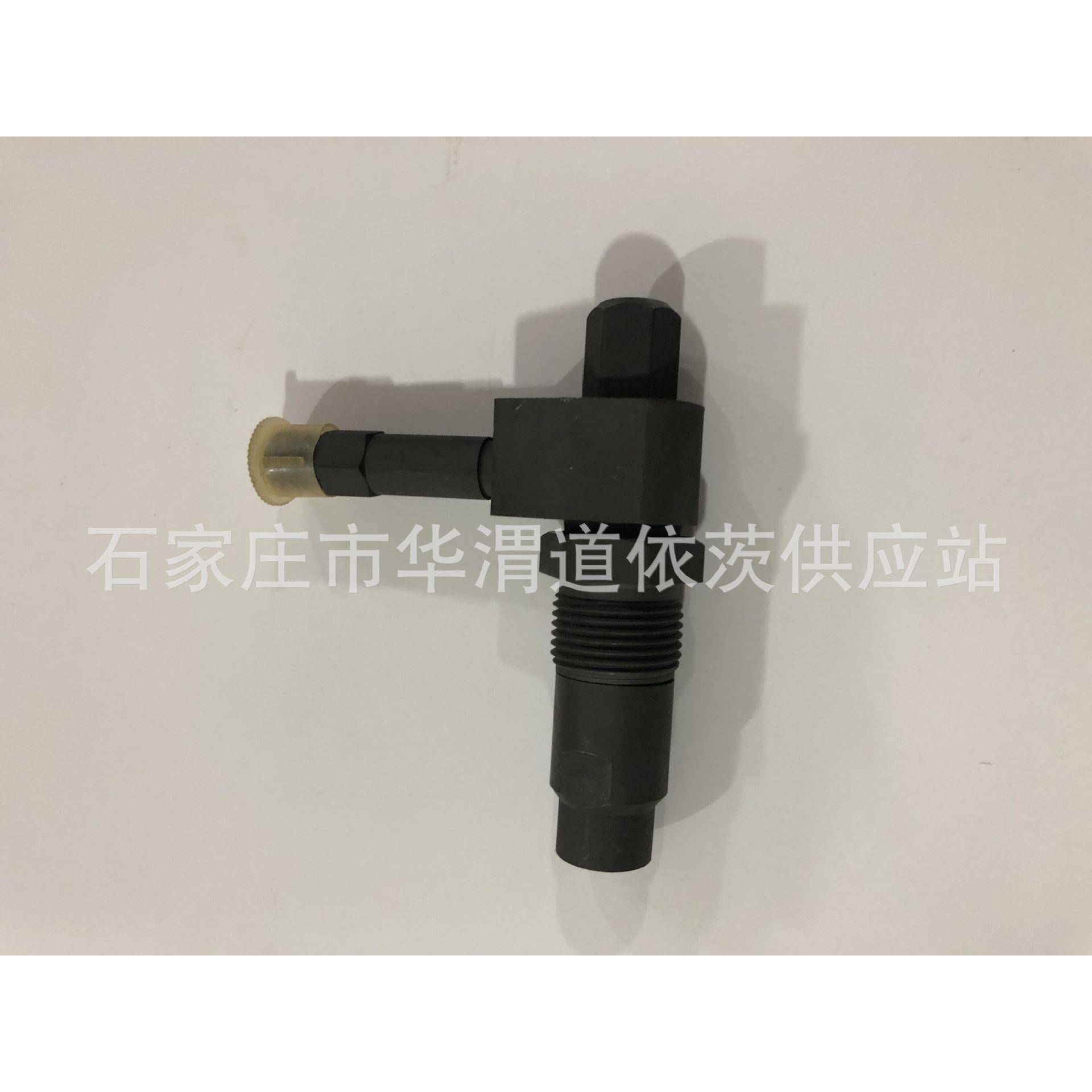 道依茨发动机配件DEUTZ413喷油器03372161