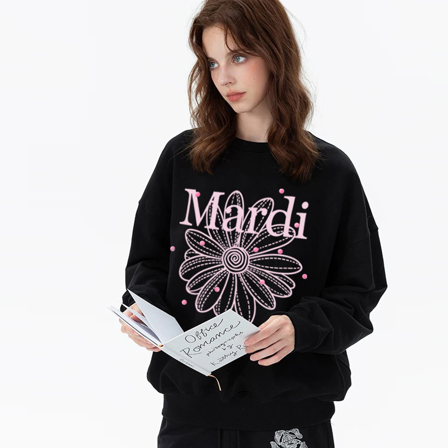 Mardi雏菊手工串珠圆领休闲卫衣25秋季新款宽松上衣韩系百搭长袖