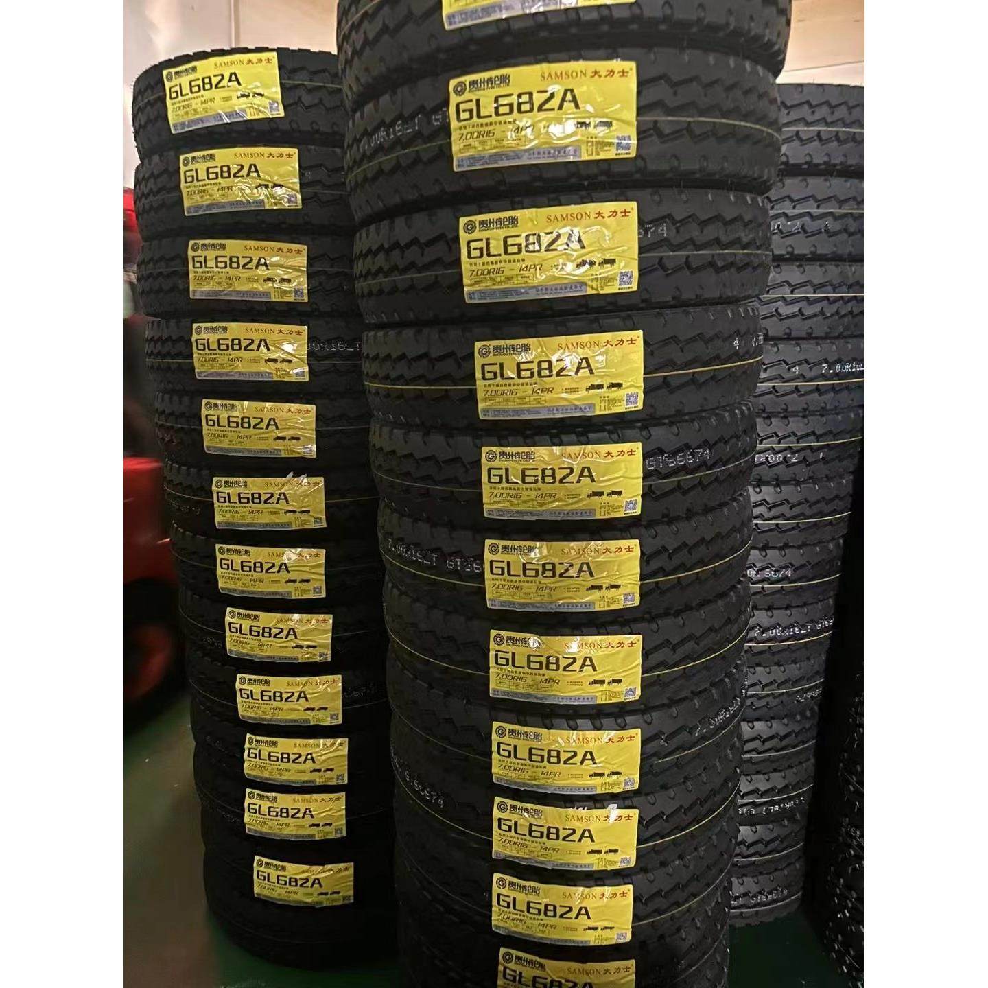 .贵州大力士650R16 700R16 750R16 825R16 825R20 全钢丝真空轮胎