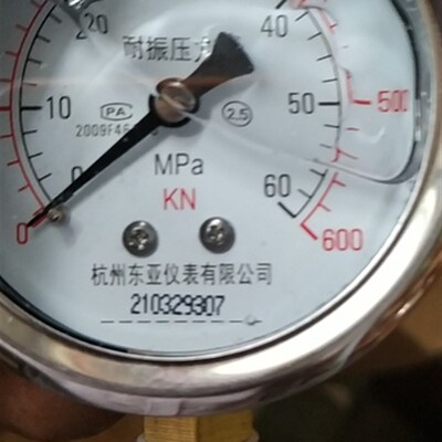 专用千牛压力表 60MPa 适用于各种接力计,张拉机具,200KN,324KN