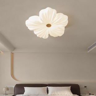 卧室灯吸顶灯全光谱花朵房间灯书房灯奶油风简约风格 复古法式