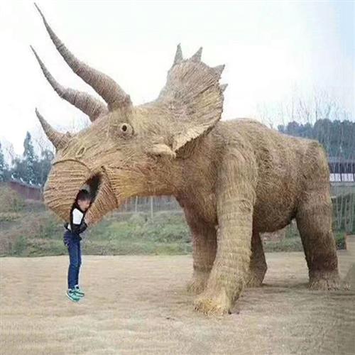 大型稻草人工艺品稻草雕塑摆件广场公园卡通造型仿真动物景观雕塑