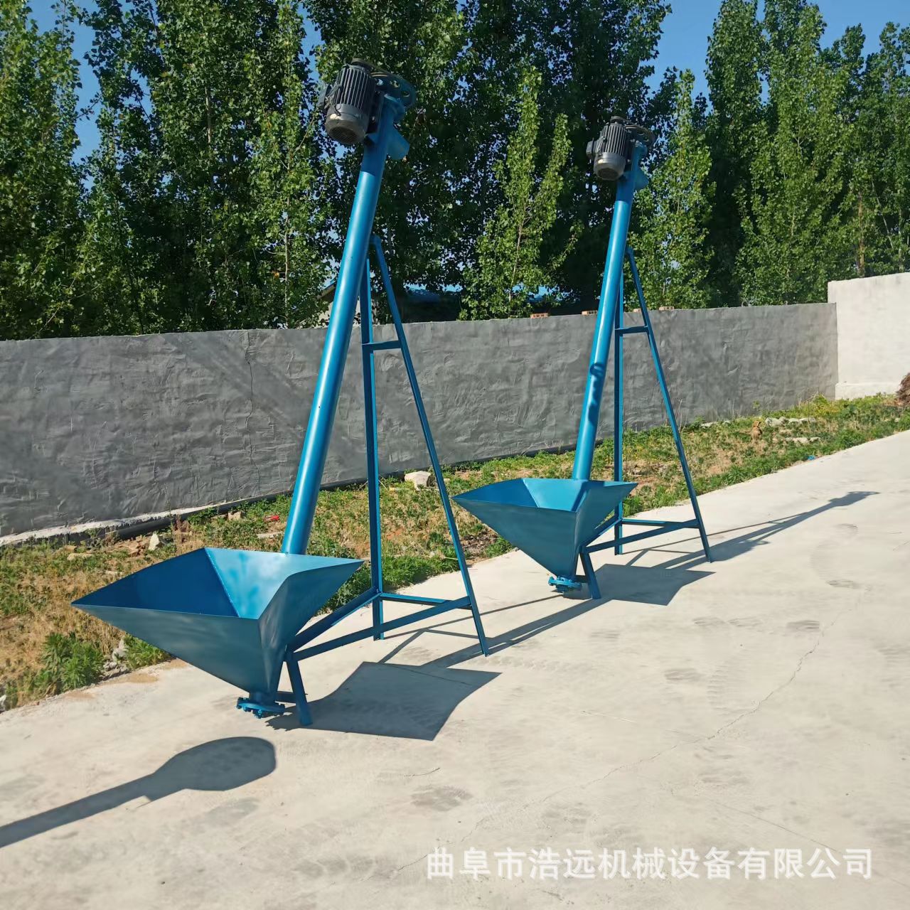 粉煤灰装罐车螺旋提升机玉米小麦装车卸货绞龙管式螺杆输送机
