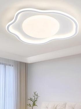 新款超薄LED云朵现代简约大气全光谱护眼卧室吸顶灯餐厅中山灯具