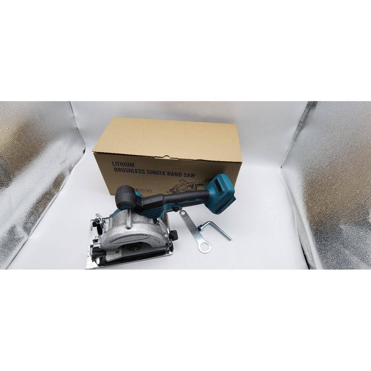 牧田款单手锯切割机瓷砖石材花岗岩