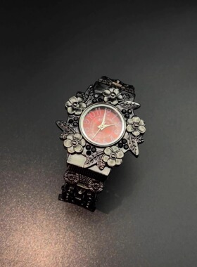 Vintage古着 Relief flowers手表