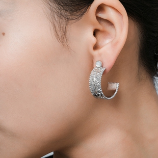 一川月白【秋月归耳圈】时尚气质纯银耳饰简约百搭耳环精致高级感