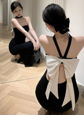 法式黑色吊带修身连衣裙夏季御姐高级性感小礼服收腰显瘦包臀长裙