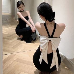 法式黑色吊带修身连衣裙夏季御姐高级性感小礼服收腰显瘦包臀长裙