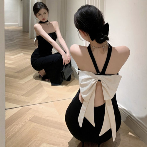法式黑色吊带修身收腰显瘦连衣裙