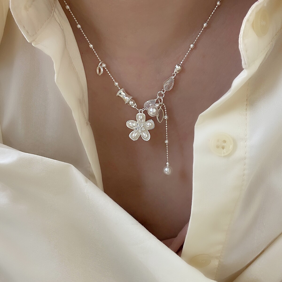 法式重工珍珠小雏菊锆石流苏项链小众韩系抽拉珠珠花朵锁骨链颈链