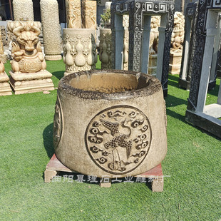 工厂直供石雕井口青石做旧仿古石井口景区园林农村庭院装饰摆件