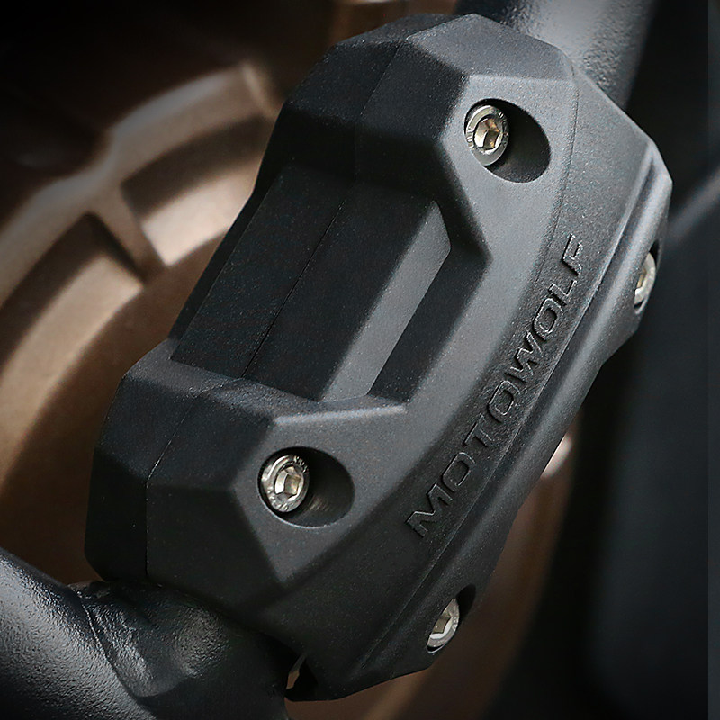 摩多狼摩托车保险杠杆防摔耐磨机车保护块尼龙防擦刮胶套改装配件