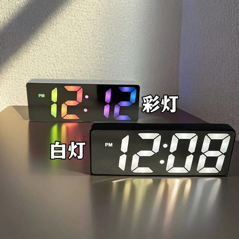 LED多功能钟表电池插电两用镜化妆镜闹钟学生闹钟简约闹钟面创意