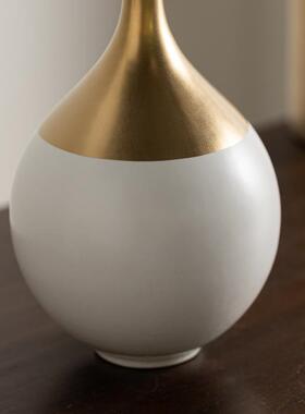 意式轻奢样板间沙发茶几白金陶瓷花瓶花艺托盘装饰品