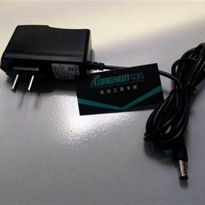 德创谱力龙韵3600原装平推12v16.8v21v锂电手电钻通用电池充电器