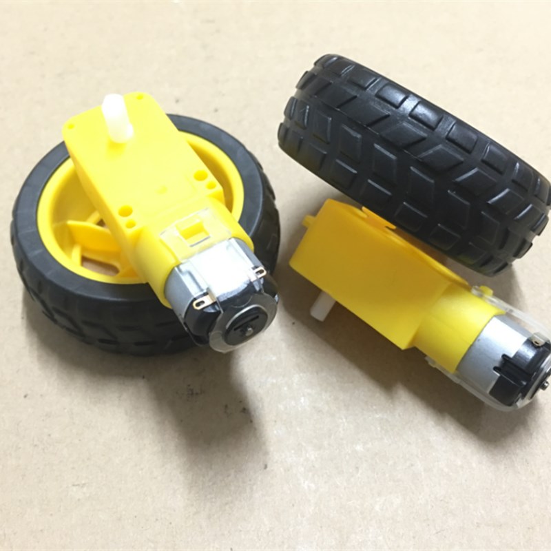 DC3V-6V直流减速电机 TT马达带轮胎强磁抗干扰智能小车底盘四驱车