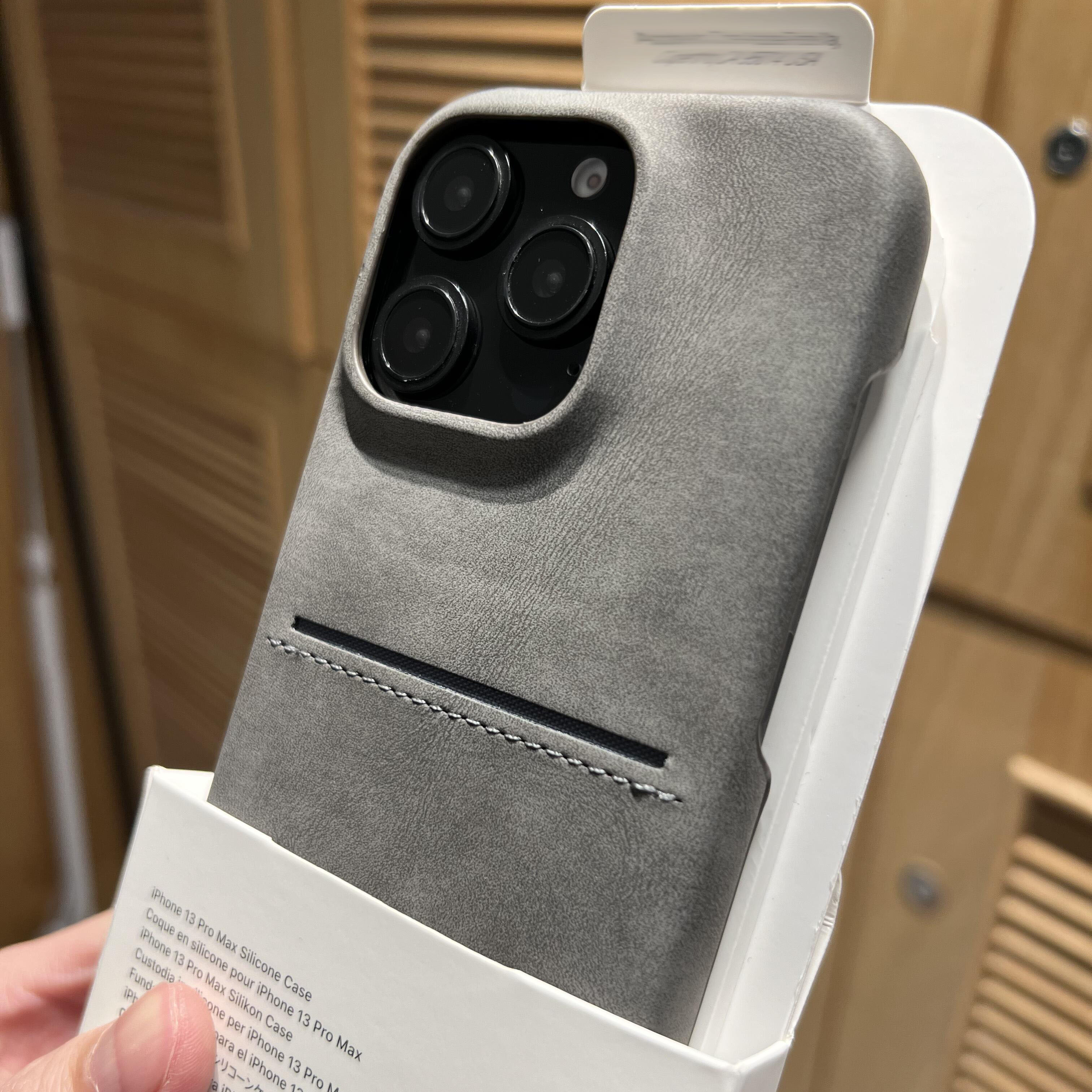 设计感小众插卡轻奢羊巴皮肤感适用苹果16Pro手机壳iphone15promax新款14pro简约16plus半包无边框13防摔12套