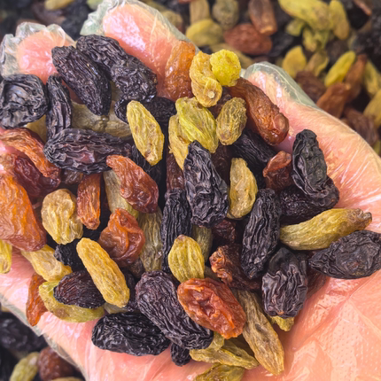 新疆吐鲁番葡萄干彩虹三色组合新疆特产