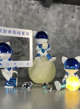 太空猫潮流公仔大摆件落地网红打卡拍照商场店铺门口装饰坐姿雕塑
