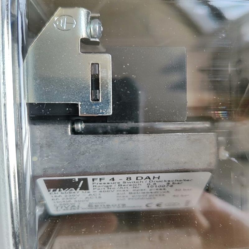 议价FF4-8DAH 压力开关