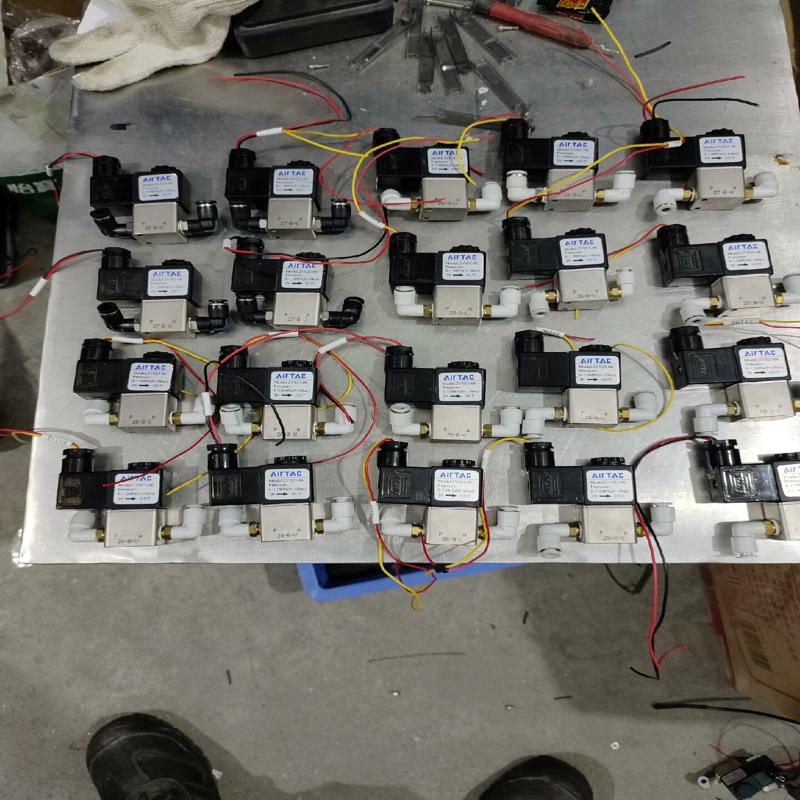 议价亚德客电磁阀 ，2V025-06   24V，还有37个