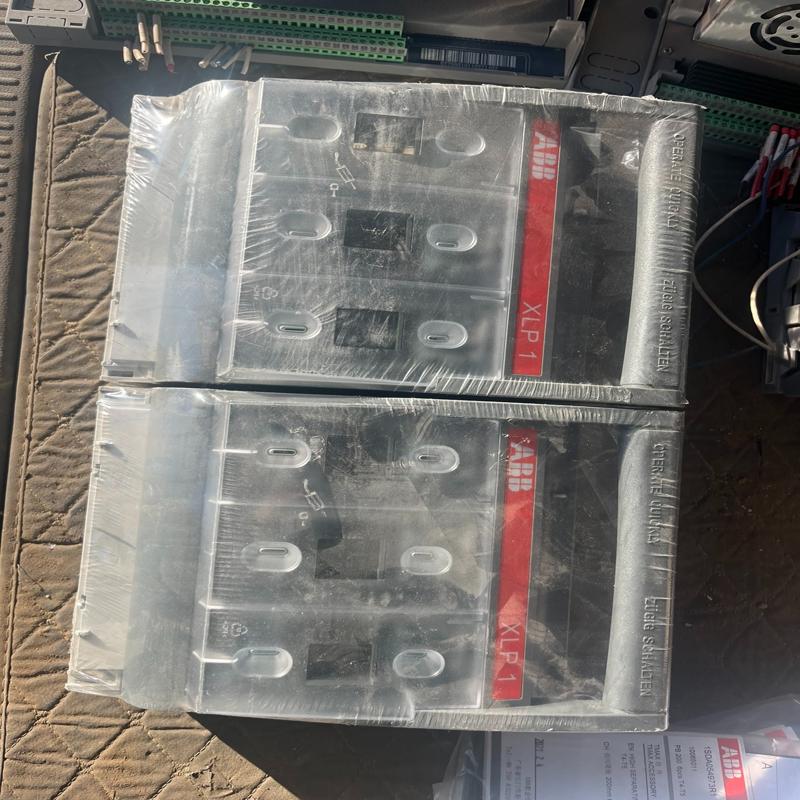 议价ABB熔断器式隔离熔断开关XLP1，1SEP101891