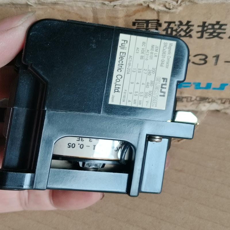 议价SRCa3631-0(4a)，220V，纯正富士接触器，