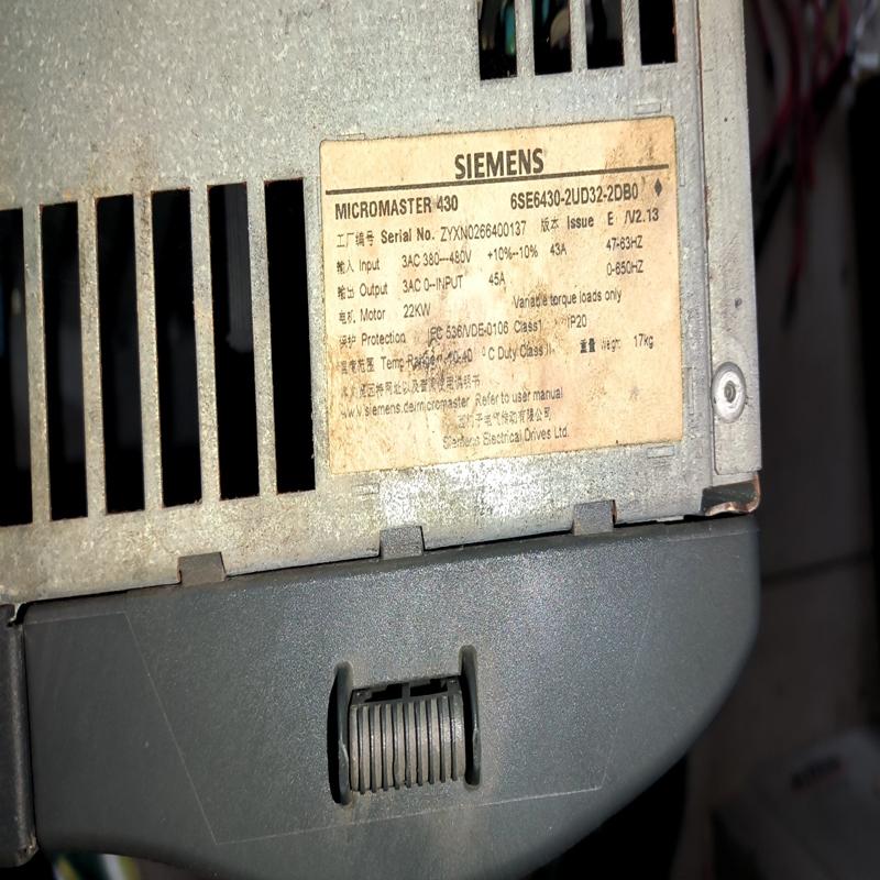 议价6SE6430-2UD32-2DB0 变频器 上电显示