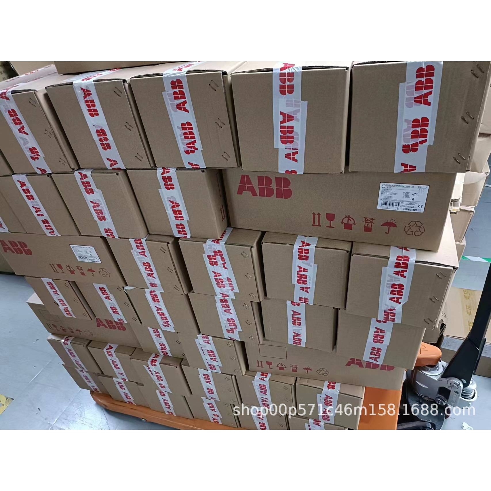 ABB 微型断路器 S204-D16 S204-D20 S204-D25 S204-D32 小型 空开