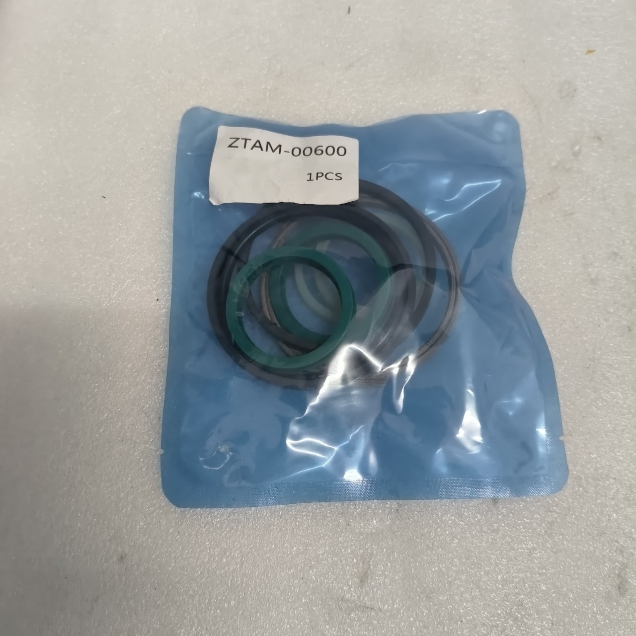 现代150W-7/140W-7轮挖配件前桥油缸修理包ZTM-00600